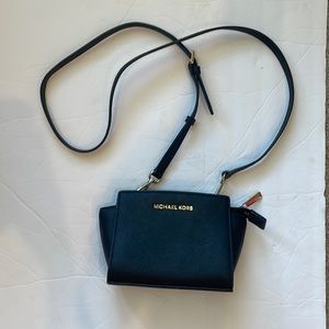 Michael Kors Crossbody Bag